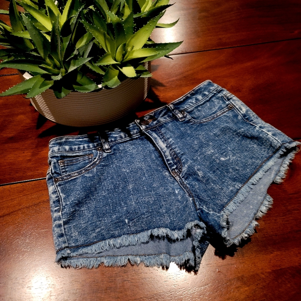 Women's Wax Jean Shorts